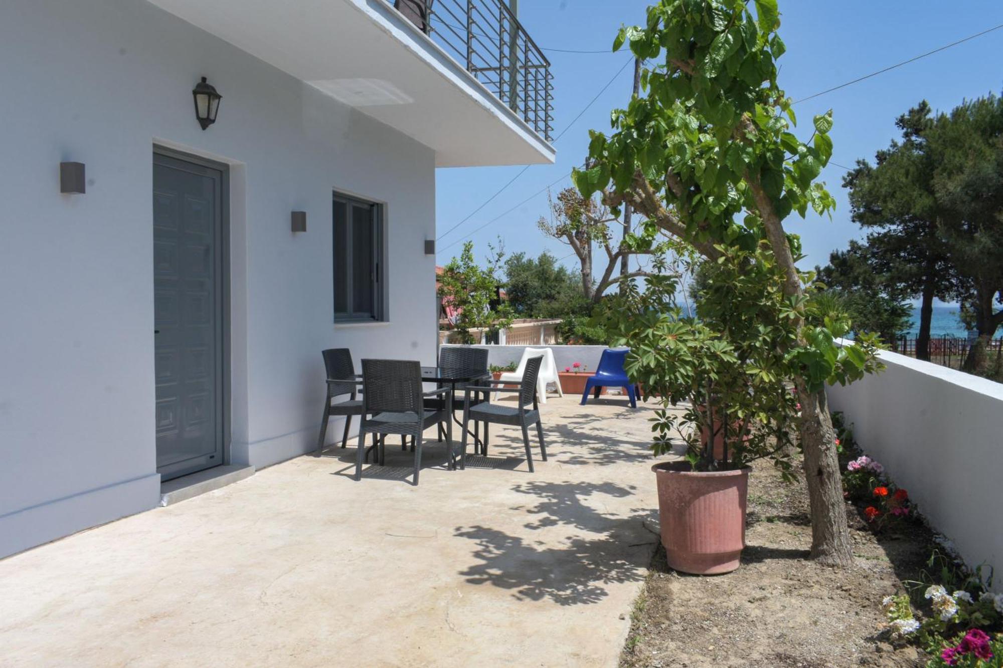 Casa Di Mare - Studios And Apartments On The Beach Vasilikí Kültér fotó
