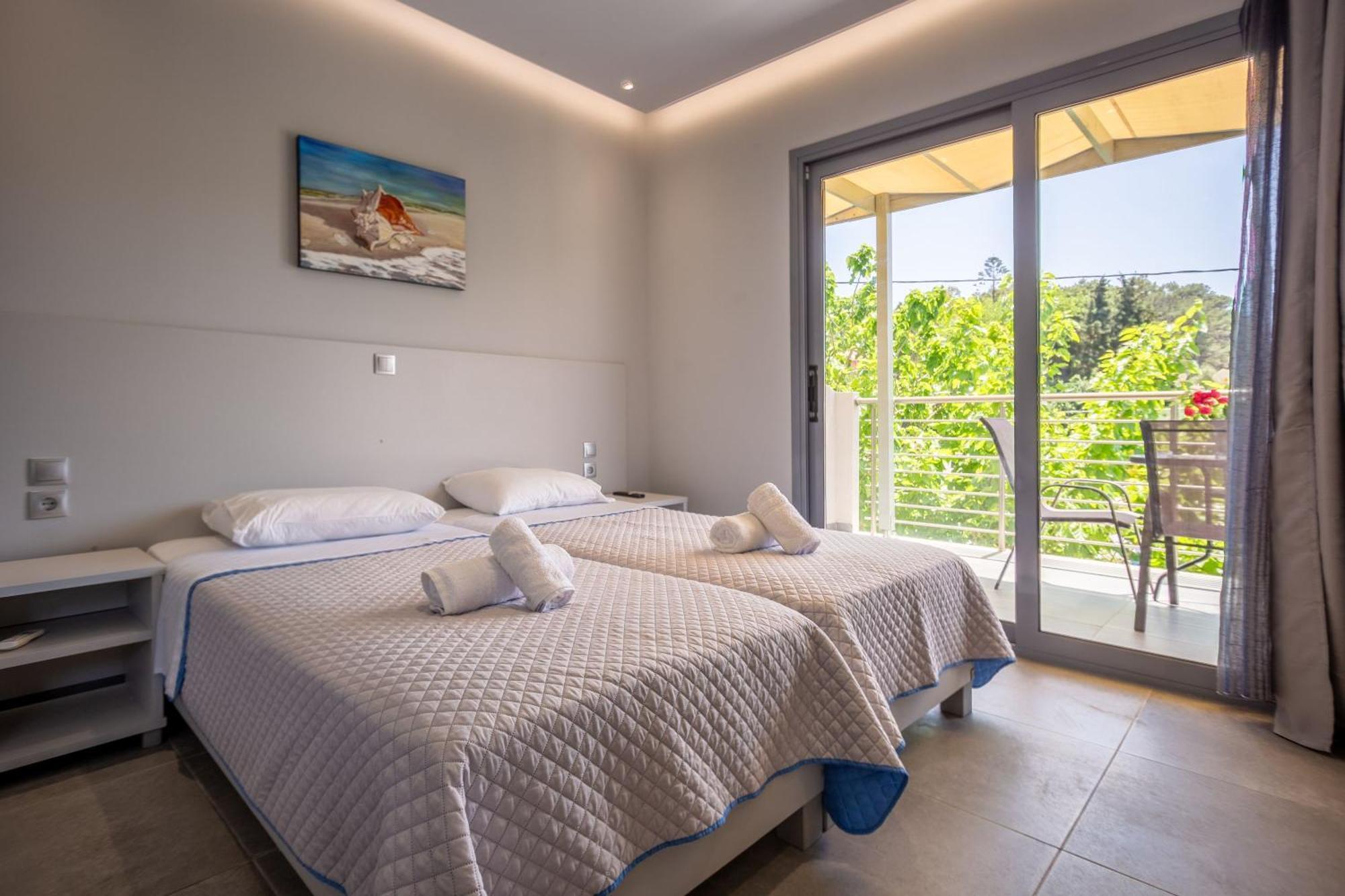 Casa Di Mare - Studios And Apartments On The Beach Vasilikí Kültér fotó