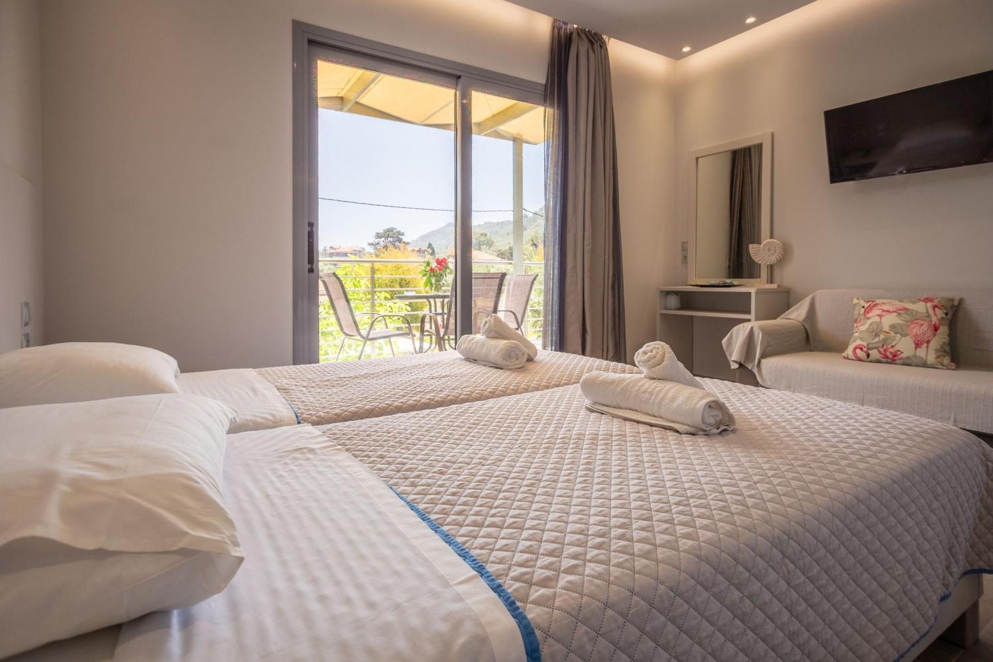 Casa Di Mare - Studios And Apartments On The Beach Vasilikí Kültér fotó